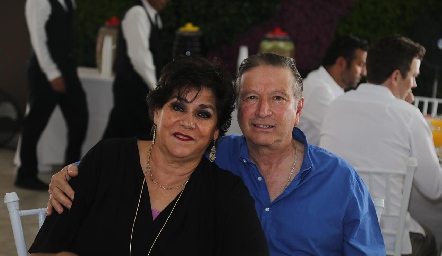  Paty Torres y Jaime Alvarado.