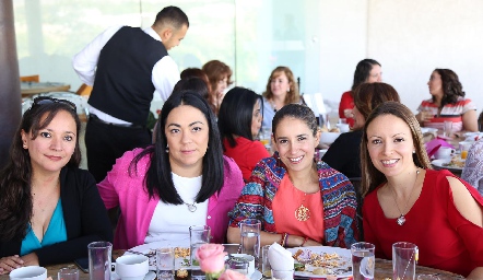  Beatriz Lozano, Graciela Zendejas, Fany Marroquín y Martha Deyano.