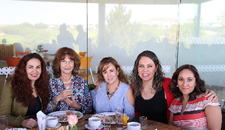  Angélica Santana, Leticia Betancourt, Ana Moreno, Carina García y Adriana Morales.