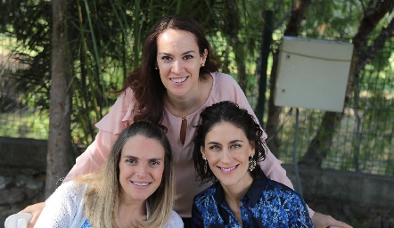  Paloma Espinosa, Sonia Reynoso y Sofía Hinojosa.