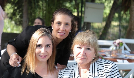  Jazmín Hernández, Claudia Casarín  y Silvia Puente.