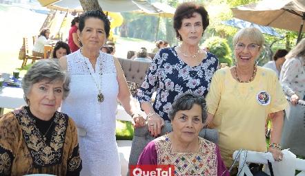 Guadalupe Macías, Eréndira Díaz de León, Susana Flores, María Eugenia Ugalde y Guadalupe Romero.