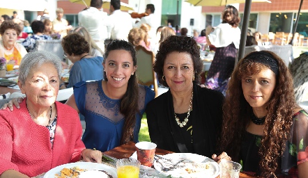  Cristina Zavala, Ana Cristina Miranda, Cristina Narváez y Norma Narváez.