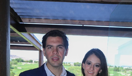  Manuel Linares y Mariela Ávalos.