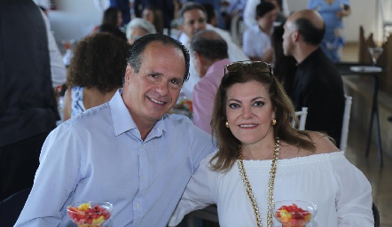   Felipe Coudurier y Montserrat Lozano.