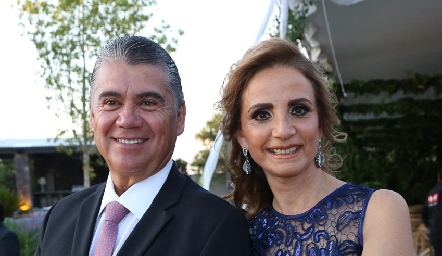 Mario Martell y Beatriz Rangel.