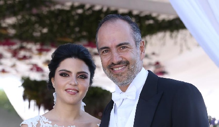  Daniela con su papá Marcelo de los Santos.