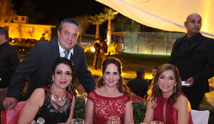  Manuel Ascanio, Mercedes Morales, Gabriela Payán y Silvia Tapia.