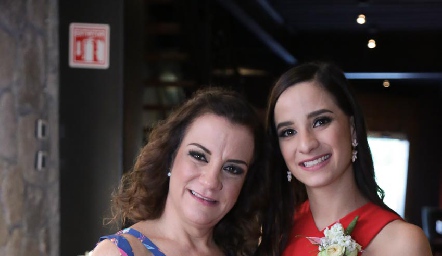  Ana Luisa Torres con su hija Luli Lamas.