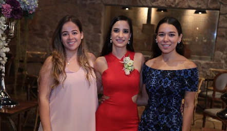  Andrea Barbosa, Luli Lamas y Michelle Cano.