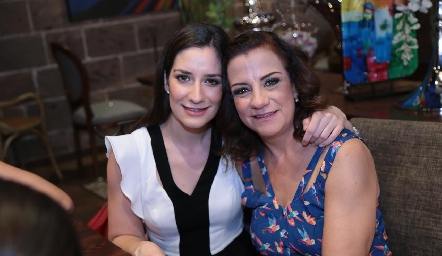  Mariana Lamas y Ana Luisa Torres.