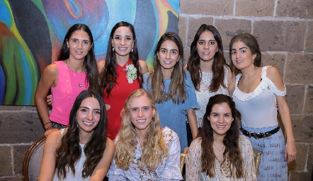  Marina Jourdain, Luli Lamas, Lore Andrés, Andrea Espinosa, Silvana Zendejas, Mariana Alcalá, Ingrid Velasco y Valeria Flores.