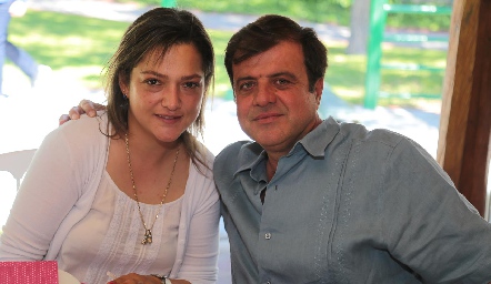  Mónica Ramírez y Enrique Michel.