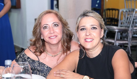  Cristina Guerra y Sandra Valle.