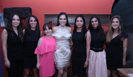  María José Valle, Jessica Gallegos, Amalia Goñi, July Valle, Paola Rodríguez, Isabel Rosillo y Marisol Azcona.