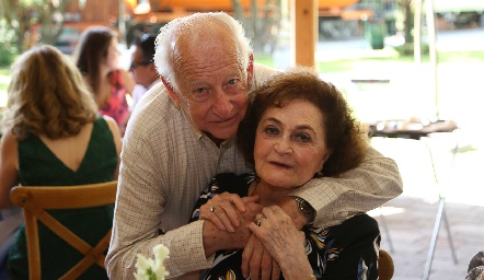  Antonio González y Laura Suárez.