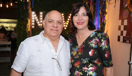  Rogelio Martínez y Alicia Cabello.