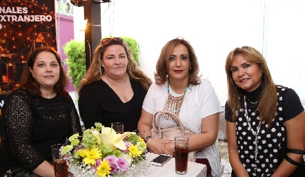 Jeny González, María Calvillo, Graciela Rubín y Graciela Mariel .