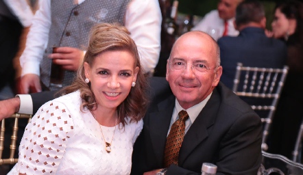  Gabriela Cubillas y Marcelo Meade.