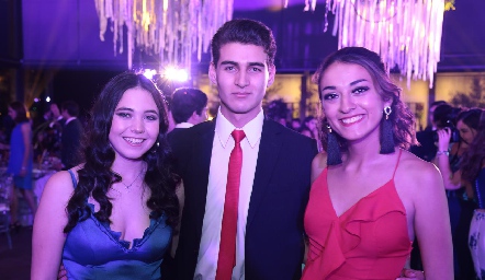  Alexa Chalita, Ricardo Pérez y Montse Naif.