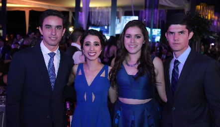  Nacho Gutiérrez, Daniela Zegarra, Fernanda González y Paco Rojas.