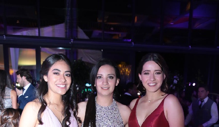  Cristina Campos, Paulina Zamora y María Ruan.
