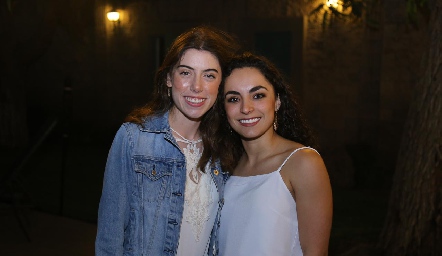  Andrea Vilet y María Bravo.