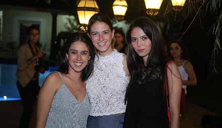  Natalia Navarro, Elena Pelayo y Paola Ruiz.