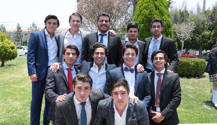  Los graduados de Prepa del Andes.