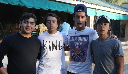  Juan Pablo Payán, Padilla, Juan Pablo Chevaile y Juan Pablo Bocard.
