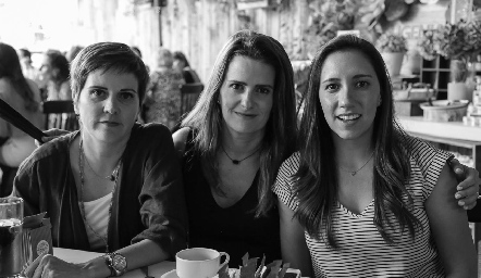  Claudia Hinojosa, Alejandra Celis y Grace Naya.