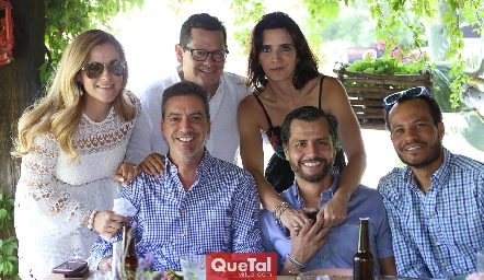  Marisol Valladares, Sergio Quibrera, Marisol de la Maza, Marcelo Galán, Carlos de los Santos y Miguel Fernández.