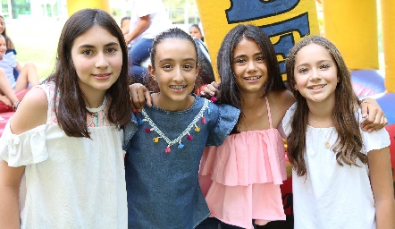  Ana Cris, Andrea, Constanza y Bárbara.