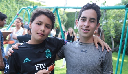  Nicolás Pérez y Manuel Chávez.