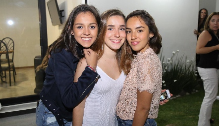  Natalia, Montse y Mariana.