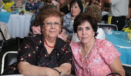  Ana María Rivera y Mary de la Rosa.