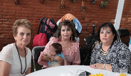  Guillermina Zermeño, Imelda Barragán y Beatriz Romero.