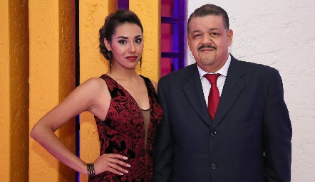  Gabriela Govea y Jairo Santiago.