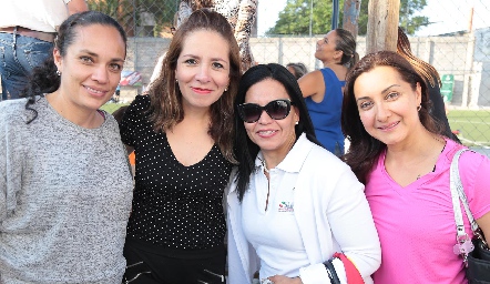 Susan Pérez, Liz Ruíz, Vicky Figueroa y Tania Chavira.