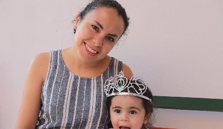  Ana Luisa Pérez y María Inés.