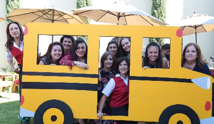 Ceci Muñoz, July de la Serna, Isabel Guzmán, Martha Gabriela Rodríguez, Rocío Ruiz, Tere Martínez, Claudia Serment, Yusa Coulón, Paty Vilet y Rosita Montejano.