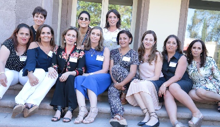 Martha Huerta, Claudia Díaz, Gaby Villanueva, Lucía Martínez, Ana Luisa Lujambio, Charo Valladares, Odile Sánchez, Claudia Silos, Lourdes Gutiérrez, Sofía Carrillo y Marisa Meade.