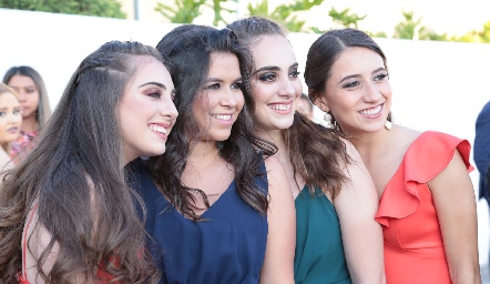  María Paula Revuelta, Andrea Cadena, Ana Isabel Revuelta y Priscila Cerecedo.