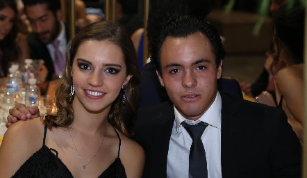  Francesca Hinojosa y Diego González.