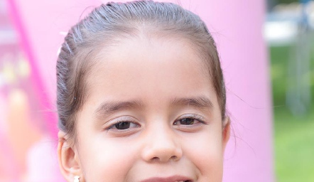  Ximena Torres.