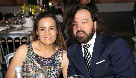  Gina y Ricardo Acosta.