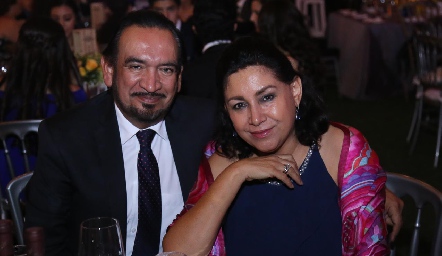  José Everardo Nava y Estela Vivanco.