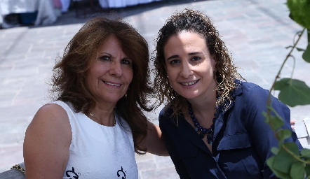  Lourdes Zámano y María José Cansino.