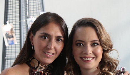  Fernanda Valdes Borbolla y Marcela O´Farril.
