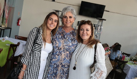  Lu Borbolla, Gabriela Borbolla y Montserrat Lozano.